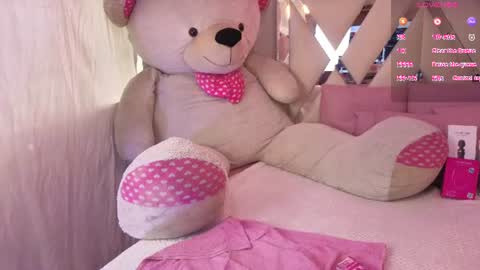 kenndal_tay online show from June 11, 7:34 pm