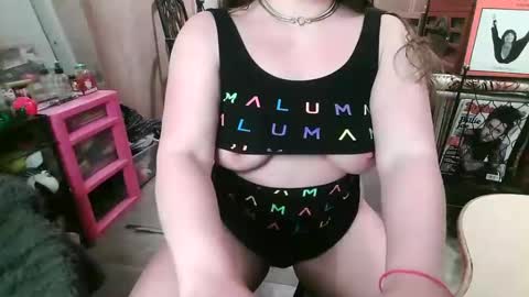 Kennedy Nova  online show from March 9, 2:39 am