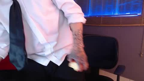 kenny online show from January 15, 3:32 pm