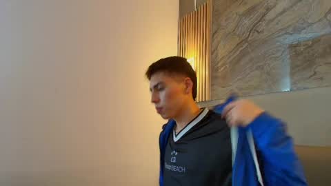 kenny_hank online show from June 2, 3:52 am