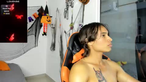 Snapshot of kenshi_roa chatting on October 21, 5:45 am kenshi_roa online show from October 21, 5:45 am