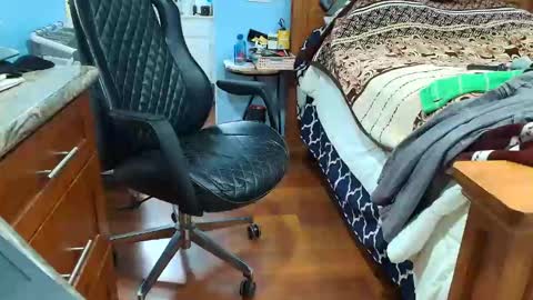 kent_ham online show from April 19, 4:52 pm