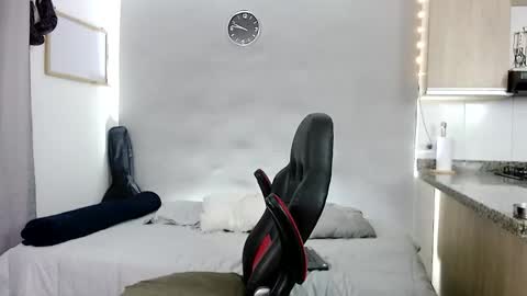 Santiago online show from October 27, 2:44 am