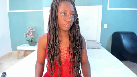 kentha_mitchells online show from September 11, 11:33 am
