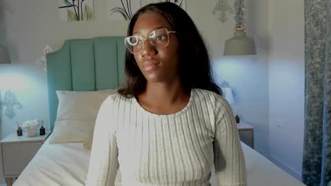 kentha_mitchells online show from February 26, 10:27 am