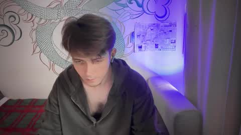 Kero online show from October 6, 1:51 pm