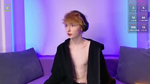 Kessy online show from June 8, 8:54 pm