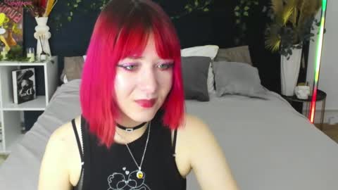 kettiejones online show from November 14, 4:09 pm