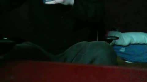 kev19922 online show from February 6, 10:01 pm