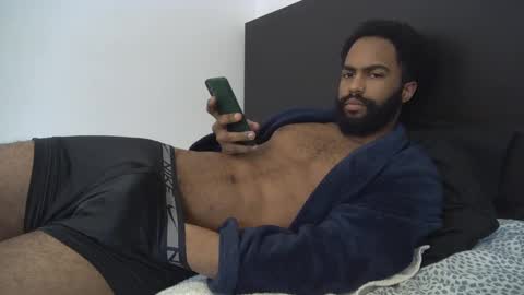 kevi4 online show from March 9, 10:30 pm