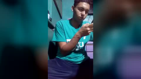 kevin_07279101 online show from August 5, 4:09 am