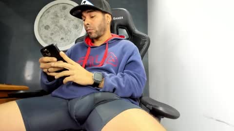 Kevin online show from February 25, 12:16 pm