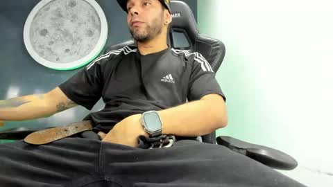 Kevin online show from February 27, 10:31 pm