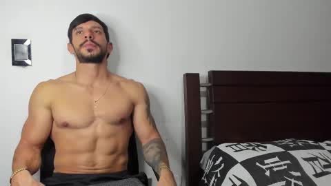 kevin_malone22 online show from January 10, 11:21 pm