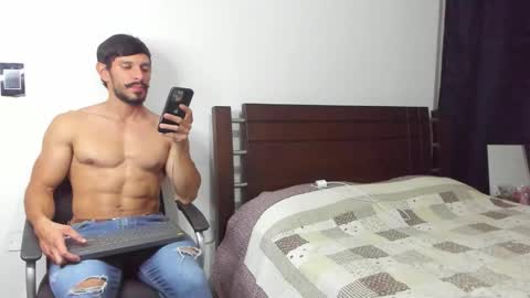 kevin_malone22 online show from September 23, 2:16 am