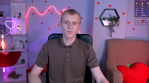 kevin_nix_ online show from February 10, 10:13 pm