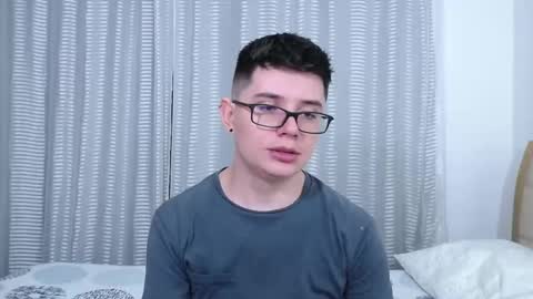 Kevin online show from December 19, 11:44 pm