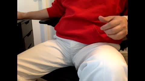 Snapshot of kevinkunze chatting on January 1, 9:20 pm KevinKunze online show from January 1, 9:20 pm