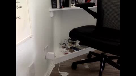 Snapshot of kevinkunze chatting on November 1, 6:40 pm KevinKunze online show from November 1, 6:40 pm