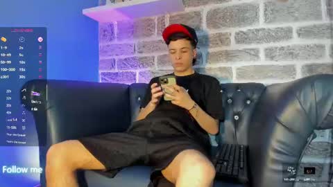 Sexy  Hot Kevin online show from June 16, 8:02 pm