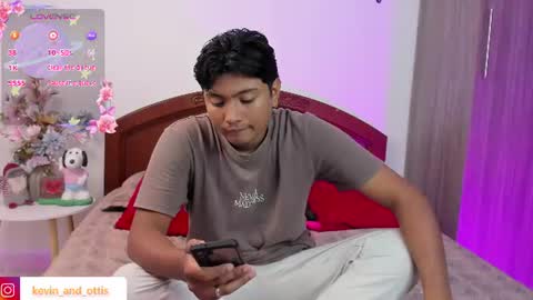kevin and ottis online show from June 21, 8:48 pm