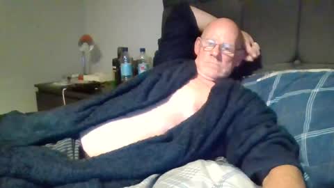 kevlooking4sez online show from June 23, 12:40 am