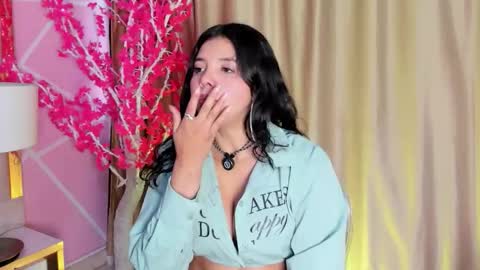 Keyla noa online show from June 6, 11:27 am