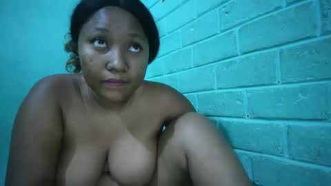 kezia0910 online show from December 17, 4:52 am