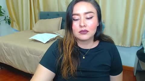 K H A I L A online show from June 7, 7:41 pm