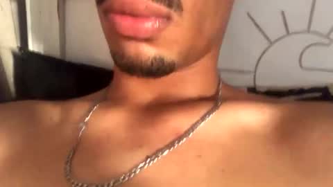 khalil20010 online show from May 4, 6:31 am