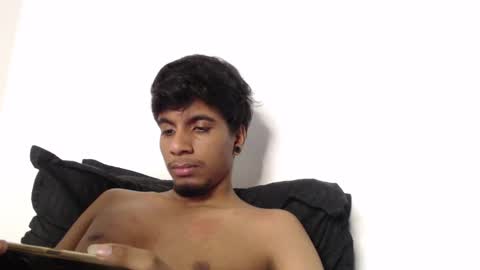 khevinlopezonig online show from September 11, 8:15 am