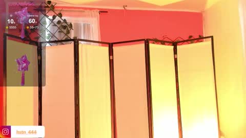 Khloe online show from December 5, 2:15 pm