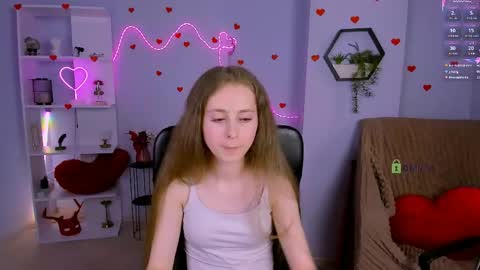 khloebeauty online show from June 6, 12:11 pm