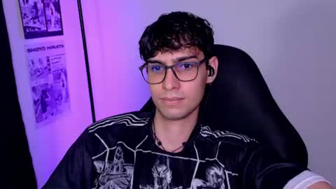 khozler_ online show from July 7, 2:57 am