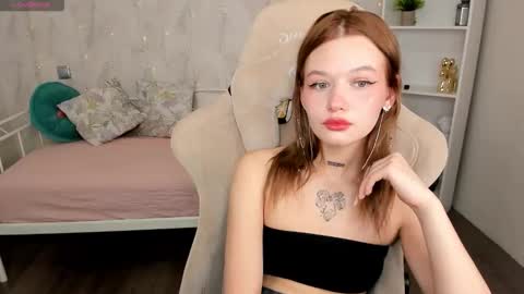 Kiana online show from January 12, 6:53 am