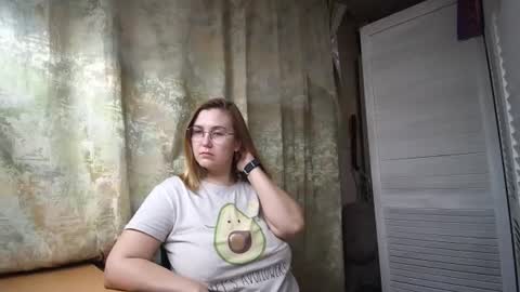 kianna_dior_ online show from February 3, 4:52 pm