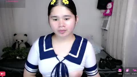 Your SweetGirl Ts online show from June 23, 1:28 pm