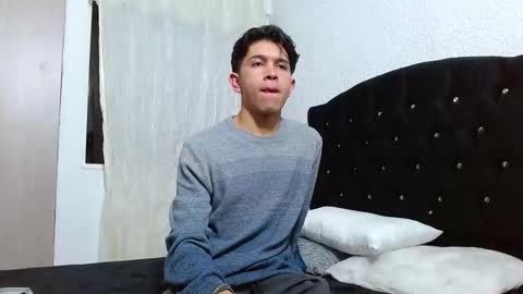 Adrian  Chlloe online show from October 3, 4:32 am