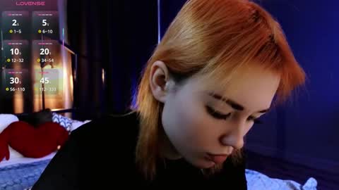 Kira online show from February 7, 9:40 pm