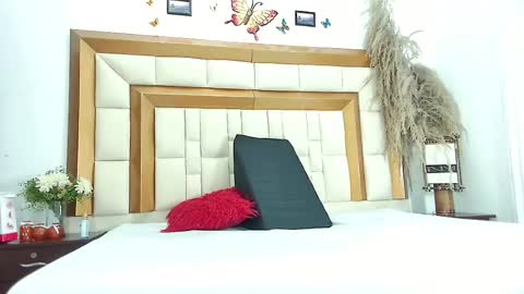 Kiara... online show from April 25, 12:51 pm