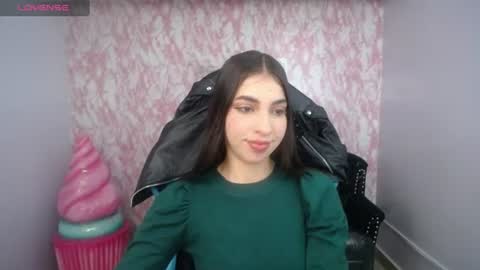 kiara online show from July 25, 7:56 pm
