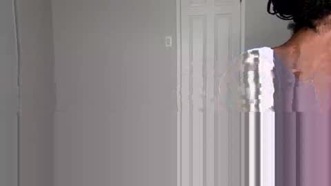 HunneysPlayRoom online show from February 14, 10:51 am