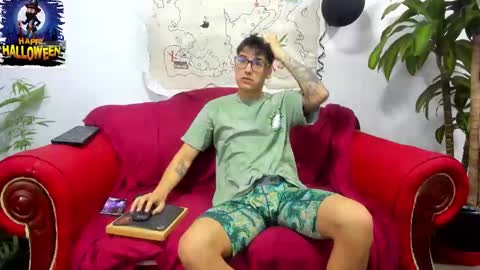 Koddy and Volddy online show from October 22, 3:21 am