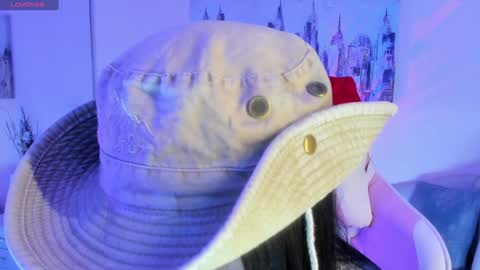 kIKI online show from December 28, 4:41 am