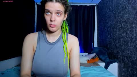 Kiki online show from November 6, 11:35 am