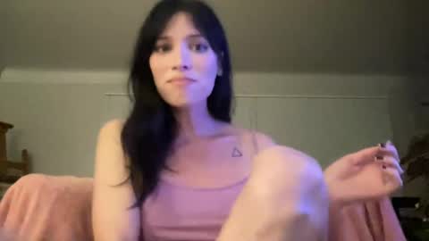 Kiki Hart online show from November 22, 3:05 am