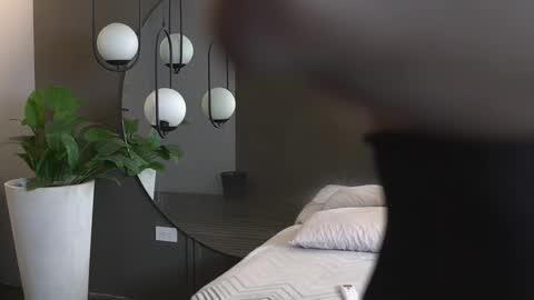 Kim online show from September 15, 1:01 pm