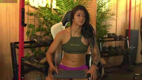 Kim online show from August 1, 1:13 pm