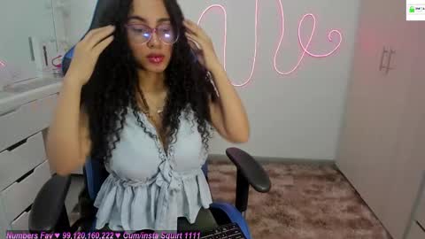 Kim online show from March 4, 1:28 pm