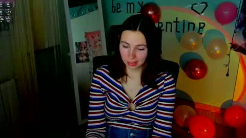 Kim online show from February 13, 2:09 pm